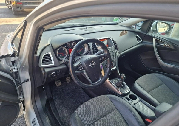 Opel Astra cena 27990 przebieg: 229833, rok produkcji 2014 z Tarnowskie Góry małe 596
